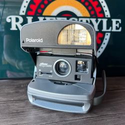 Polaroid 600 Silver Express instant film camera photography