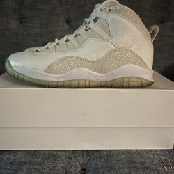 Jordan 10 OVO. Size 8  