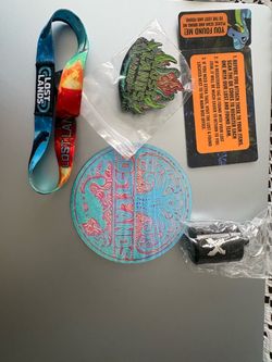 1 GA Lostlands wristband and extras