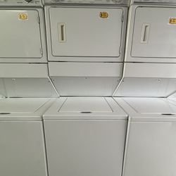 WHIRLPOOL 27” WASHER AND DRYER STACKABLE 