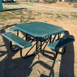 Heavy duty picnic Table bench
