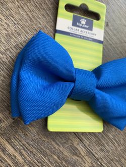 Blue bowtie for collar onesize