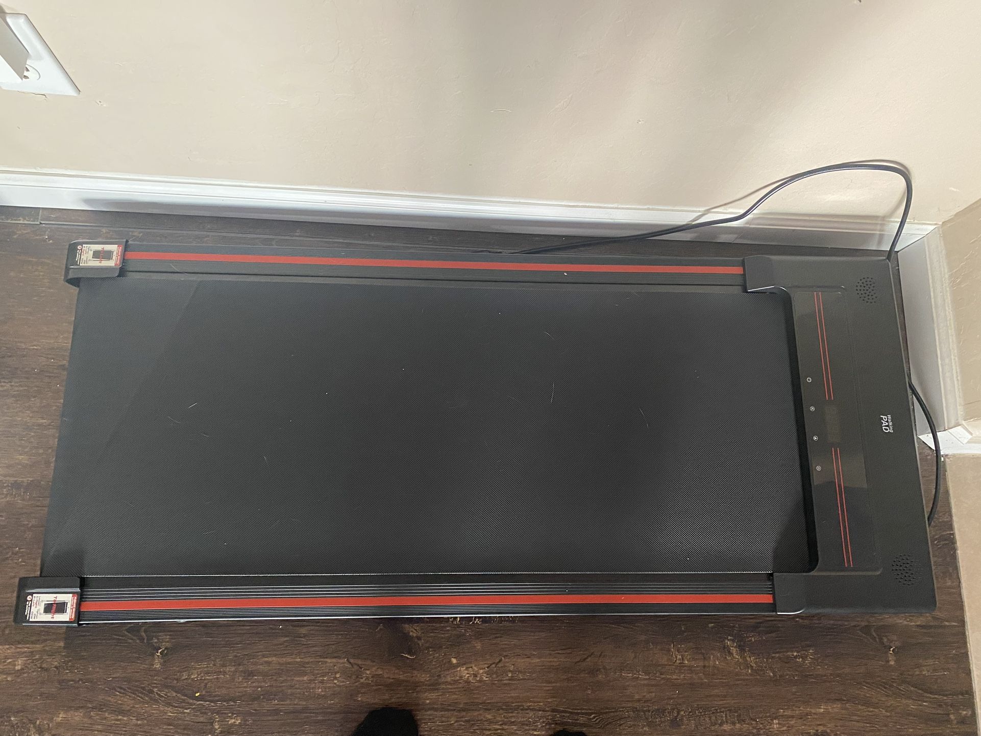 Compact Walking Pad / Under-Desk Treadmill – Great Condition