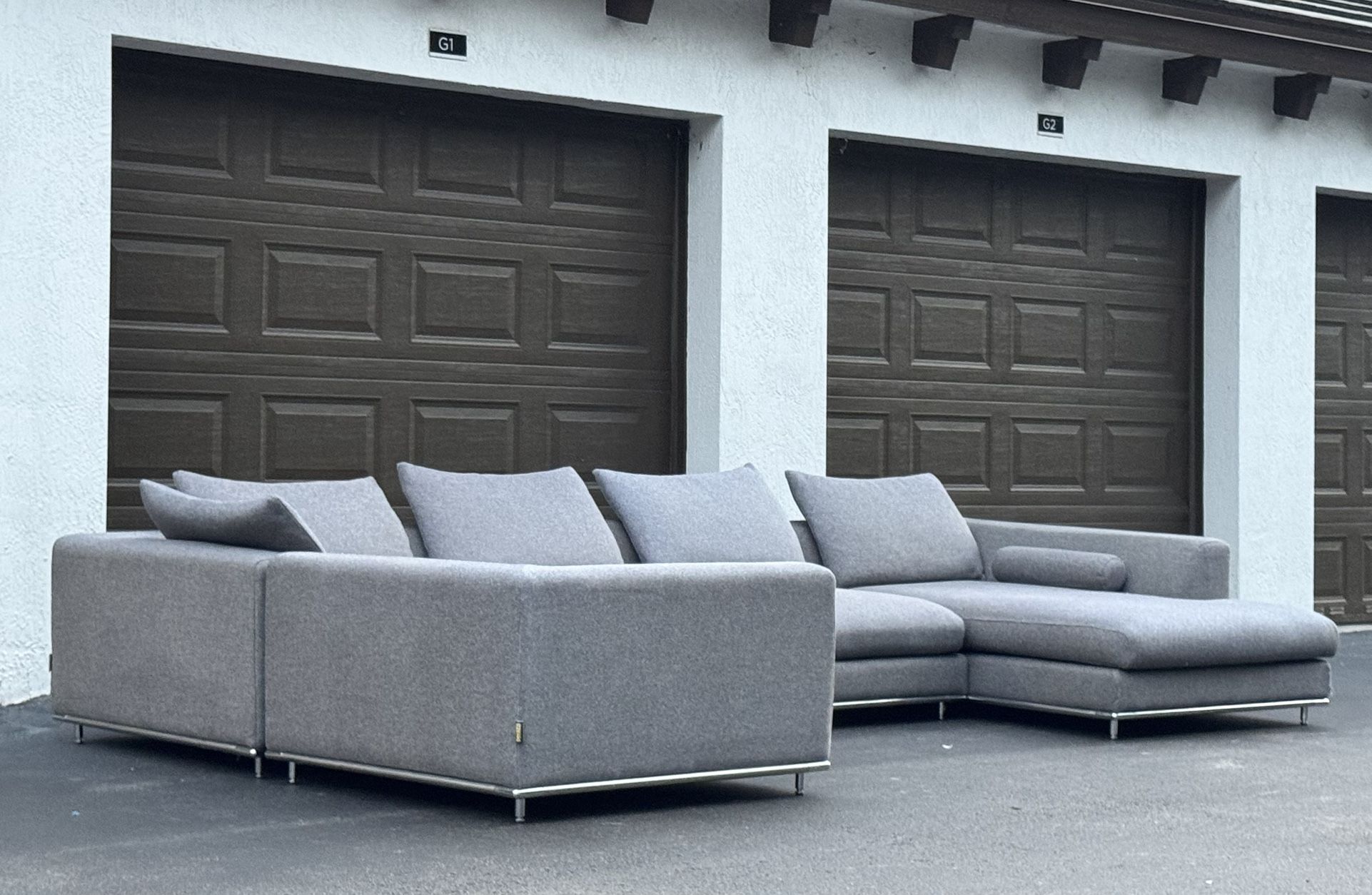 🛋️ Sofa/Couch Sectional - Modular - Linen - Perazzi - Delivery Available 🚛
