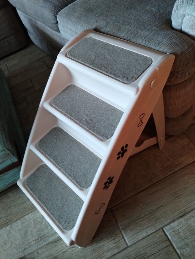 Pet Steps