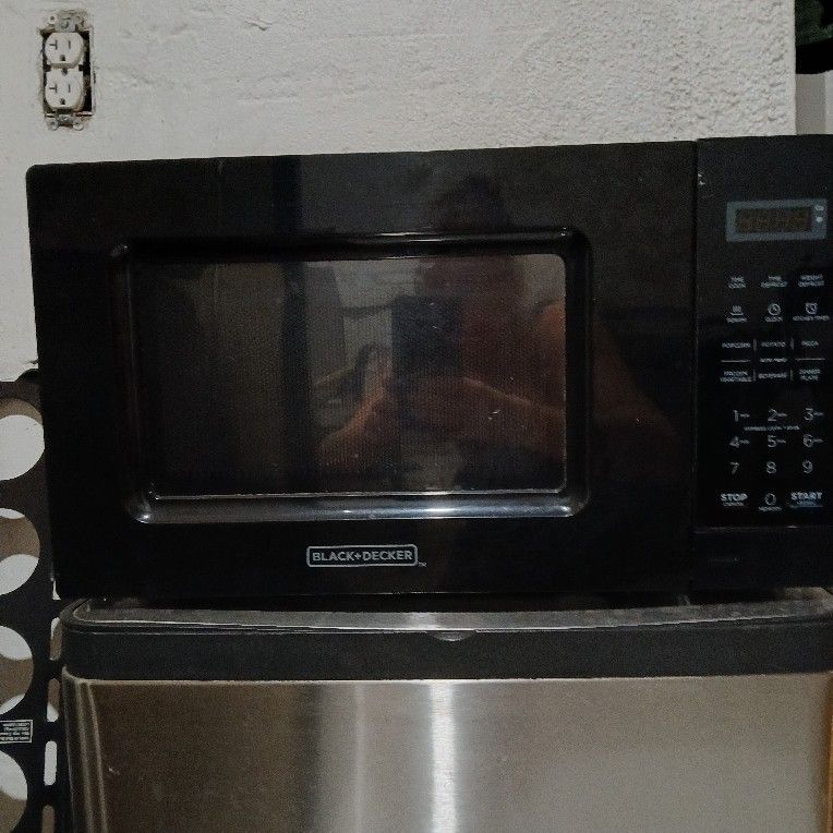 Microwave $25