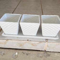 Set Of 2 Plant Pots 