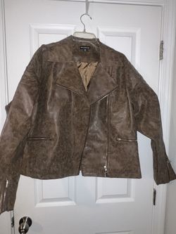 PrettyLittleThing oversized Marble biker faux leather jacket size US 6/EUR 38