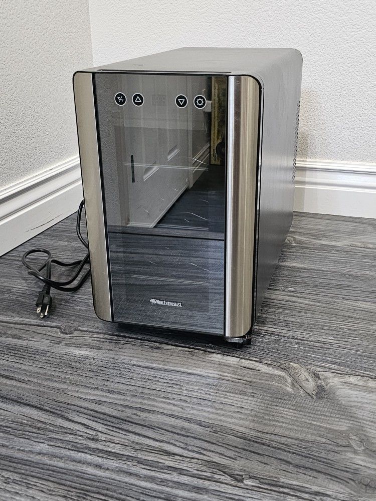 Wine Enthusiast 6 Bottle Wine Cooler Refrigerator Fridge ~ Model 272 03 07 ~ Tested & Works