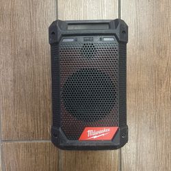 Milwaukee Job site Radio 