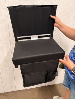 Stadium  seat