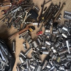 Sockets And Wrenchs 