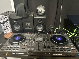 Numark NS4FX