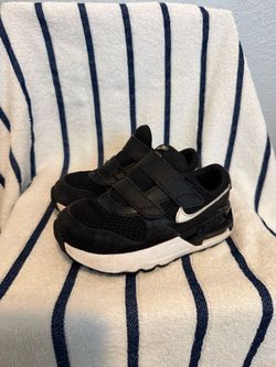 Boys 10c shoes Nike