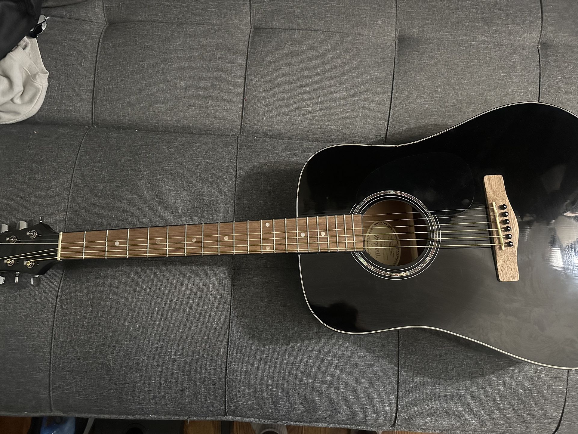 Mitchell D120 Black