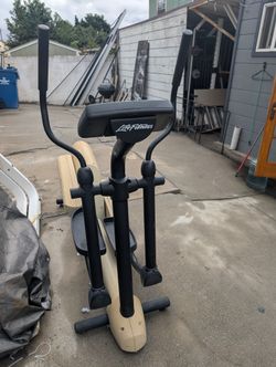 Life Fitness Elliptical