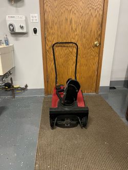 Toro Single-Stage Gas Snow Blower