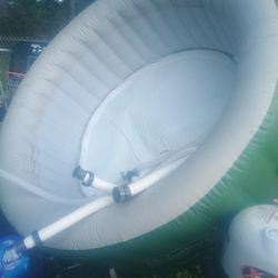 Coleman Hot Tub With Everything And 2 Pumps Needs To Be Cleaned 