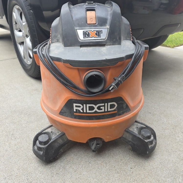Ridgid 14 Gal. 6.0 Peak HP NXT Shop Vacuum Wet Dry Vac