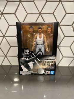 SH Figuarts Queen Freddie Mercury Live Aid Version
