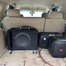 12inch Kicker Comp R Subwoofer With 400w Amp
