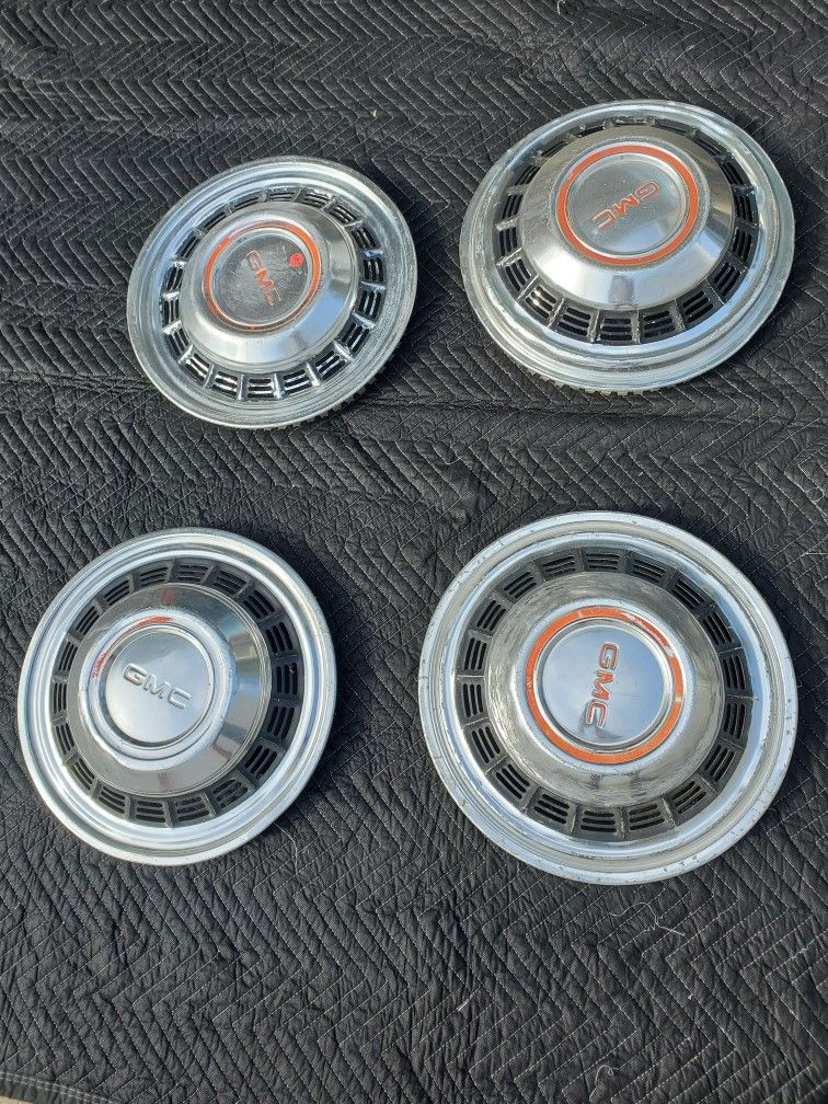 GMC Hubcaps