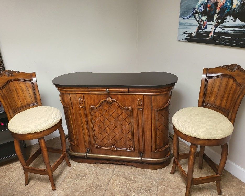 Granite Bar And Bar Stools