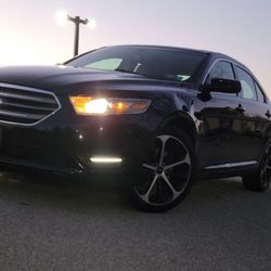 2014 Ford Taurus