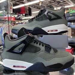 Air Jordan 4 Retro SP Undefeated