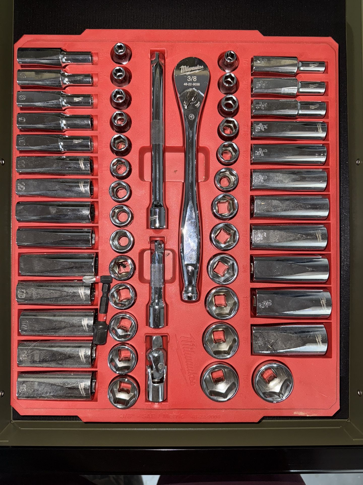 Milwaukee 3/8 Socket Set Tray No Box