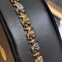 14 K Three-tone elephant bracelet