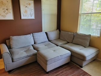 L-shaped Sofa with Center Storage