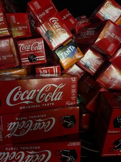Cocacola caja con 12 latas  a $6 cada una el precio es firme