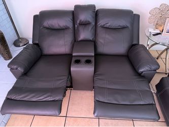 Reclining sofa and love seat
