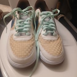 Nike Air Force One  Retro Easter Baskets Sneakers