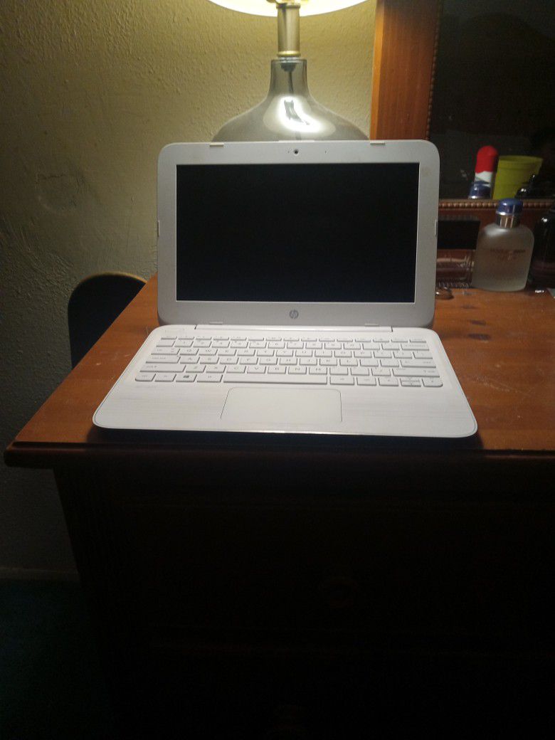 Hp Laptop(send Your Offer)