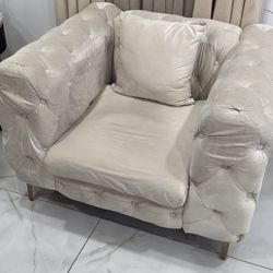 Sofa Set For Freee
