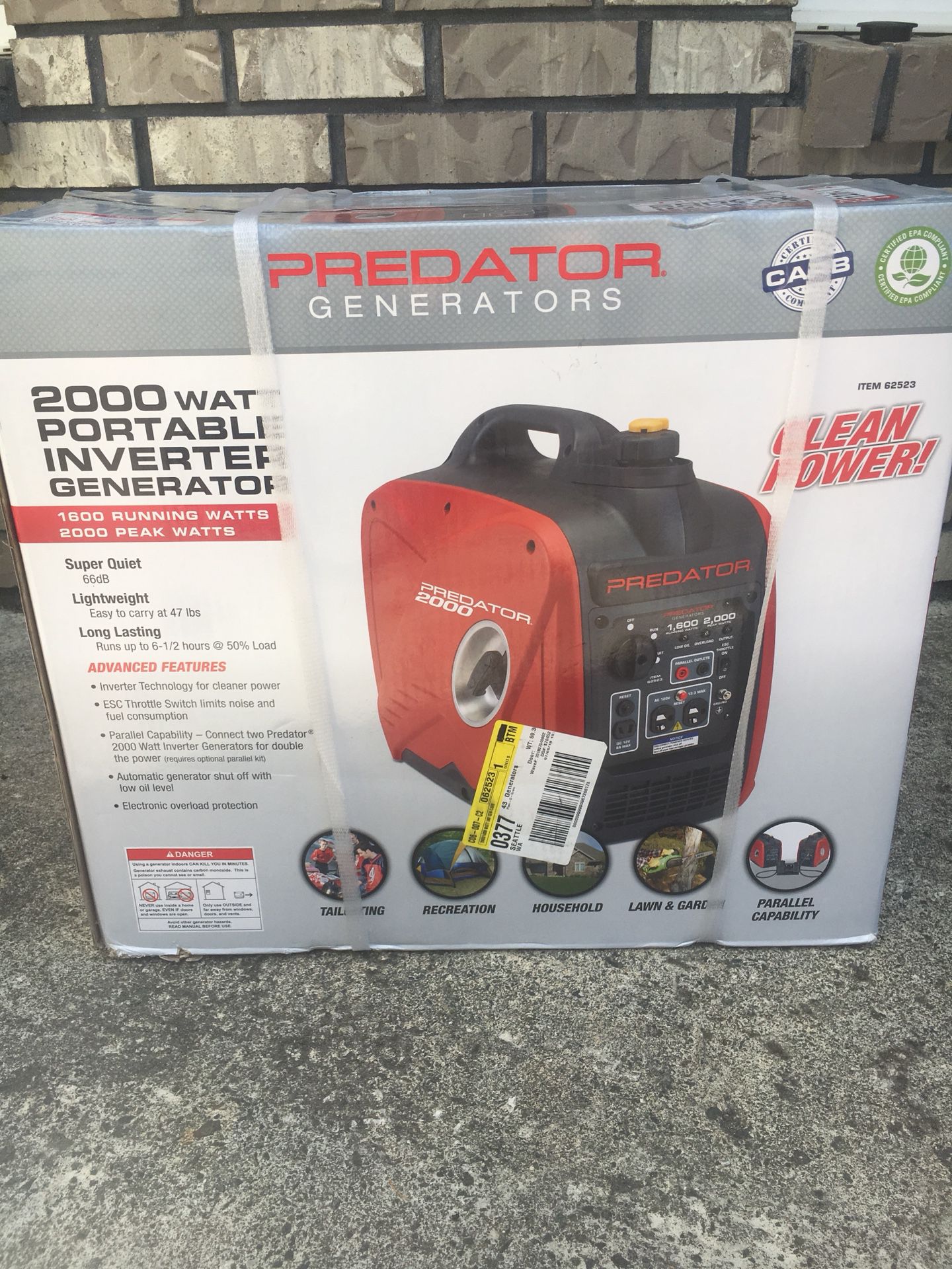 Predator electric inverter generator 2000w. New. Never used.