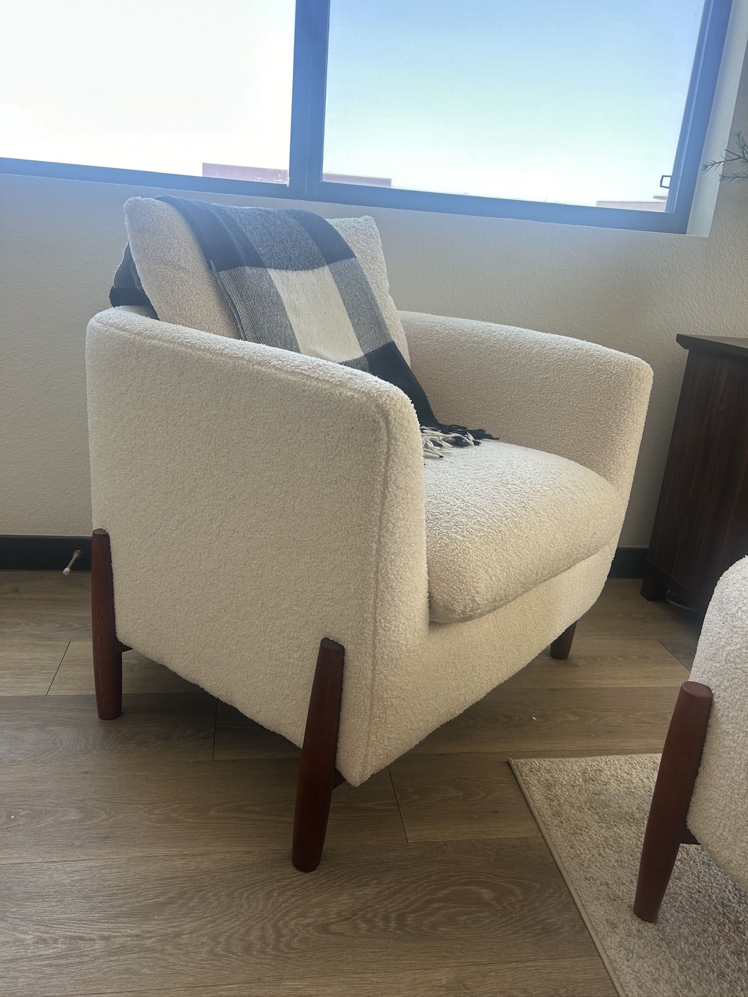 Accent chair And Ottoman - target