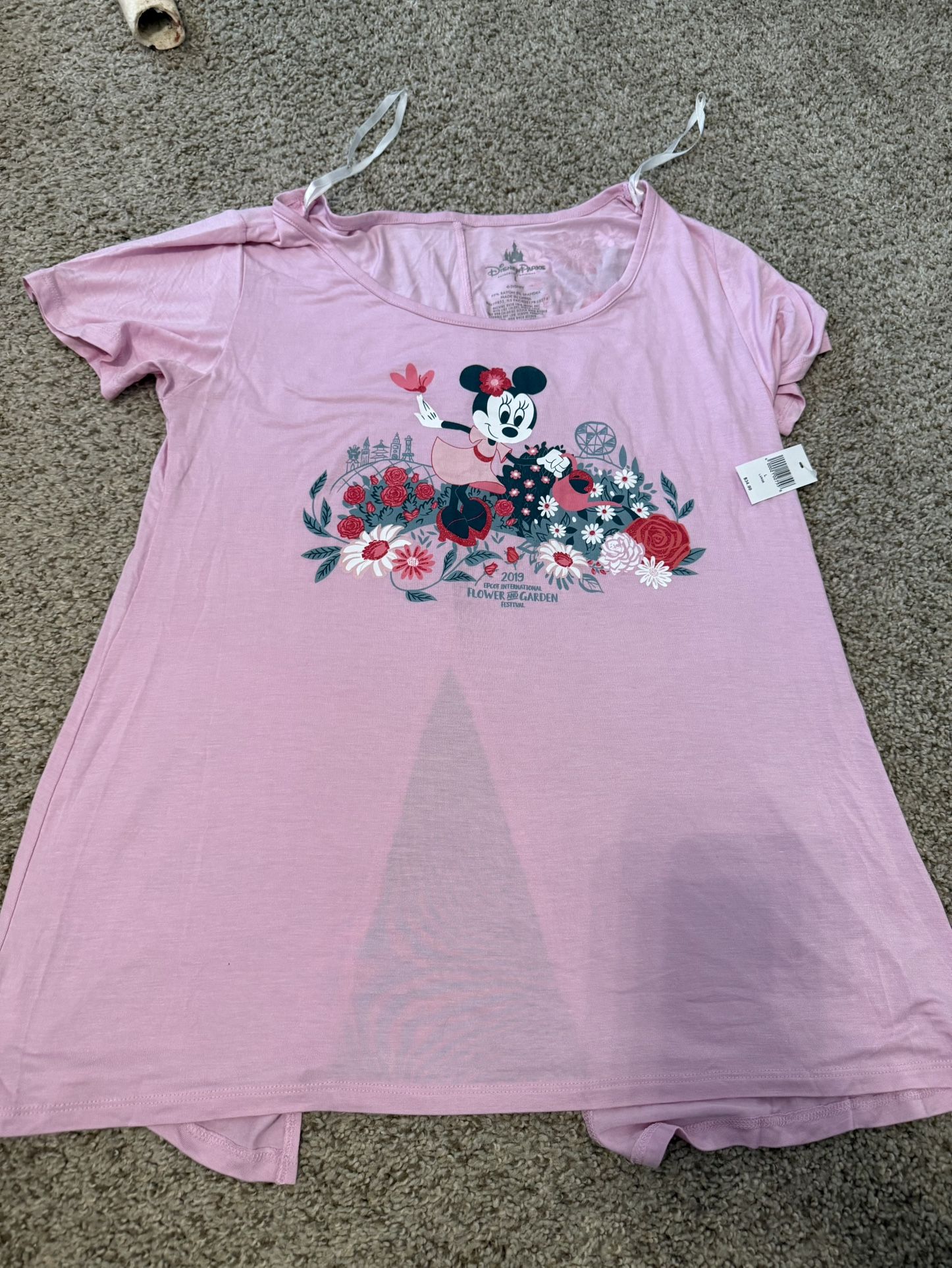 {DISNEY} Minnie Mouse Open Back T-Shirt
