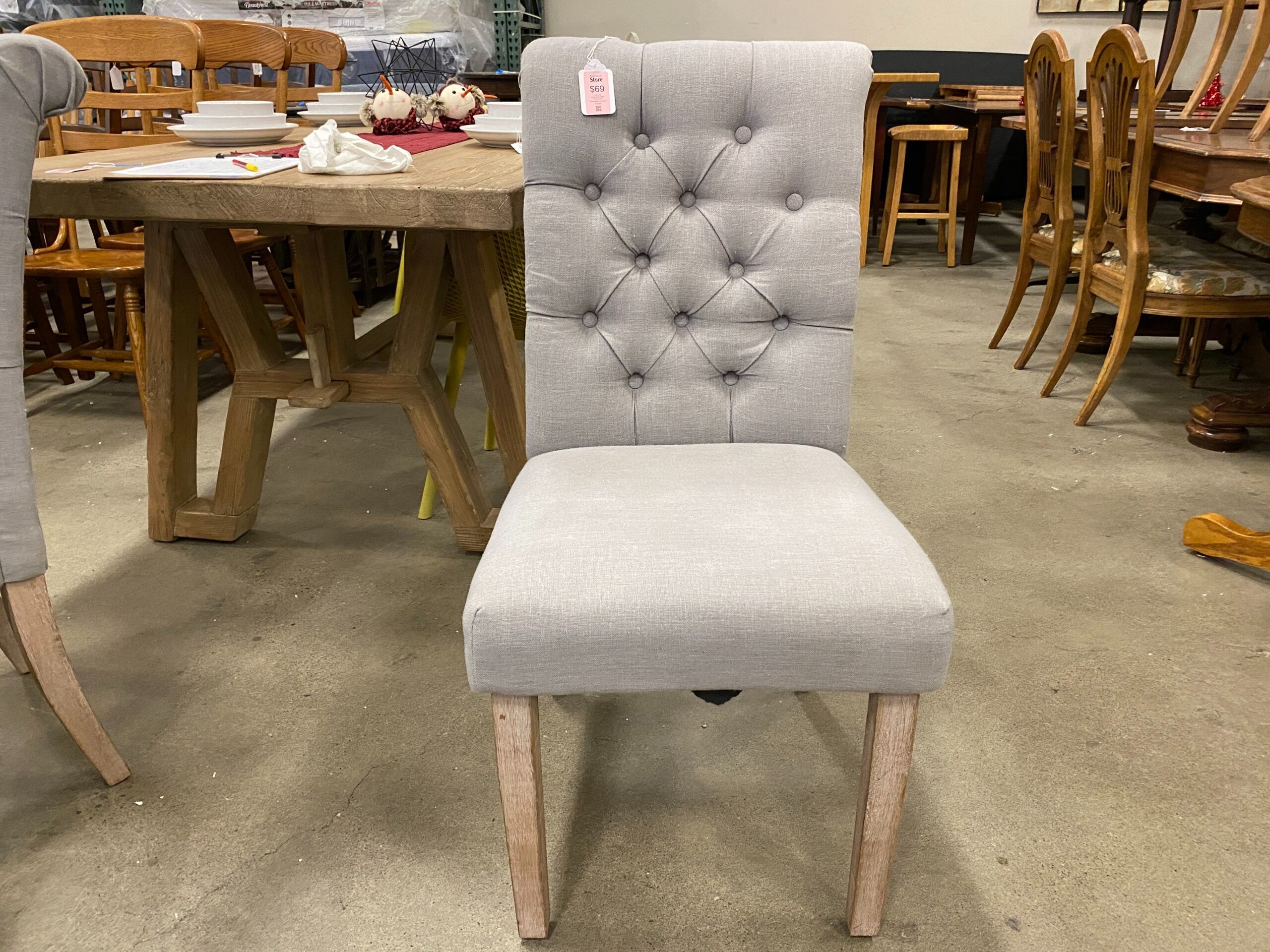 Set of 4 Light Grey Tufted Dining Chairs