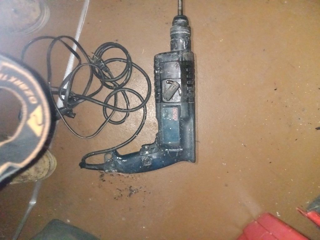 Bosch Hammer Drill 