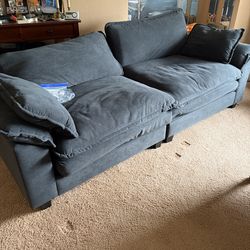 Sectional couch with ottoman