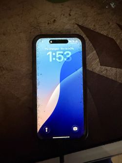 Unlocked iPhone 15 pro good condition (scratches are on screen protector)