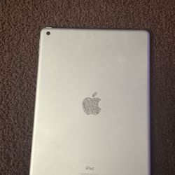 iPad 8th Generation (doesn’t Turn On)