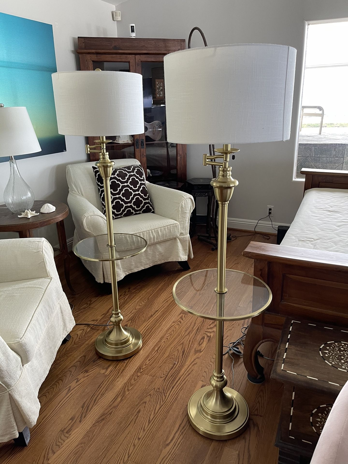 2 Tall Swivel Lamp Stands with Glass Table White Shade /Bronze Great