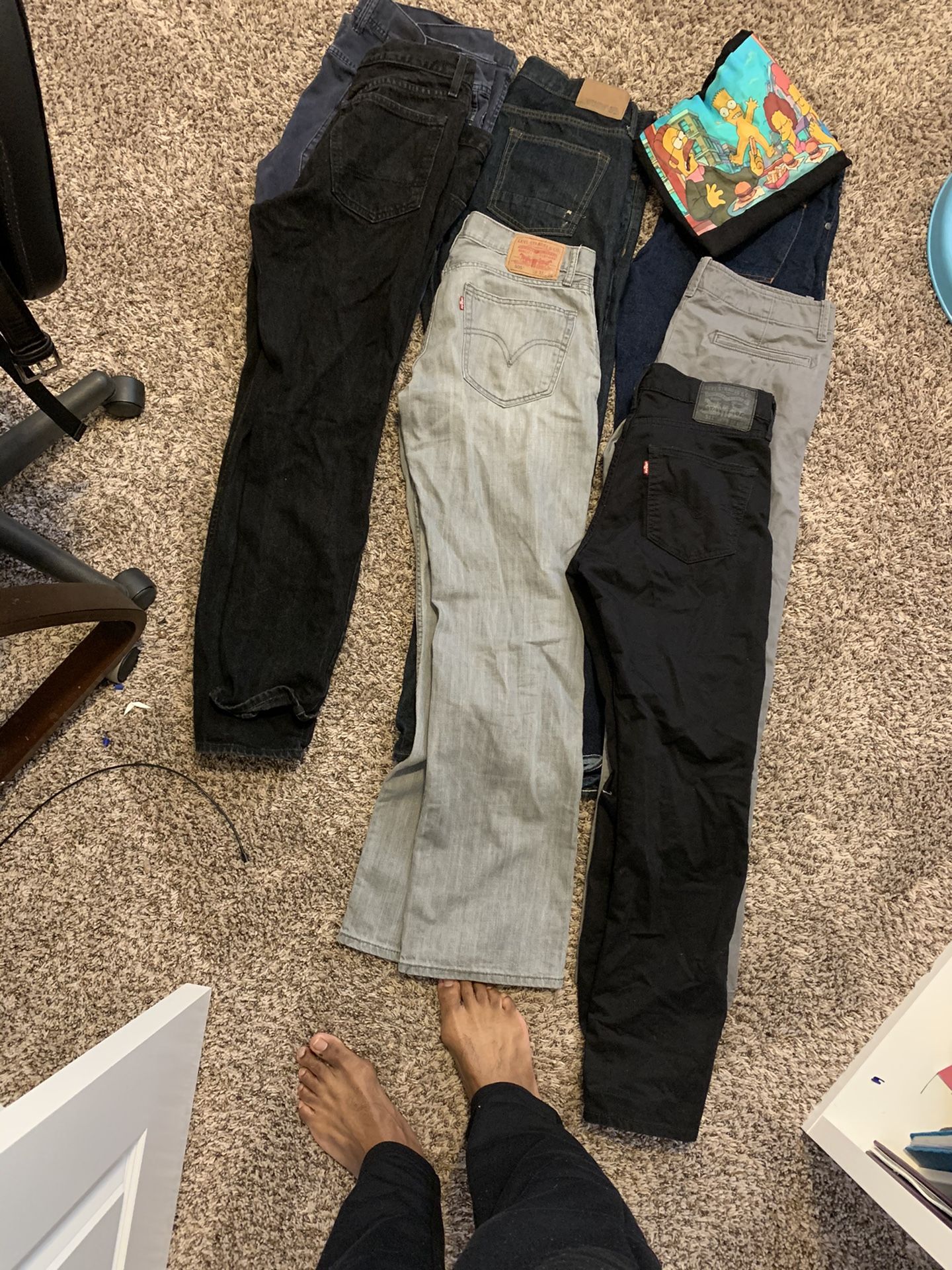 Free Clothes shirts either L or Xl jeans 32-34