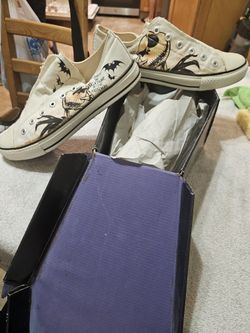 Rare Converse Tim Burton & The Nightmare Before Christmas Mens Shoes Size 11