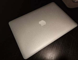 (2015) MacBook Air 80% Battery health solid