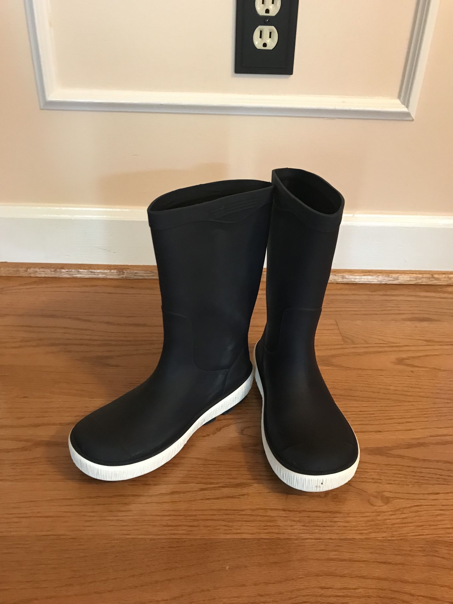 Unisex kids rain boots